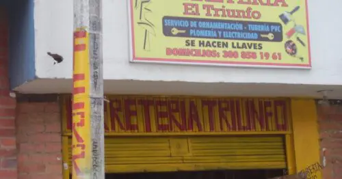 FERRETERIA EL TRIUNFO CARRERA 150C FERRETERIA EL TRIUNFO CARRERA 150C